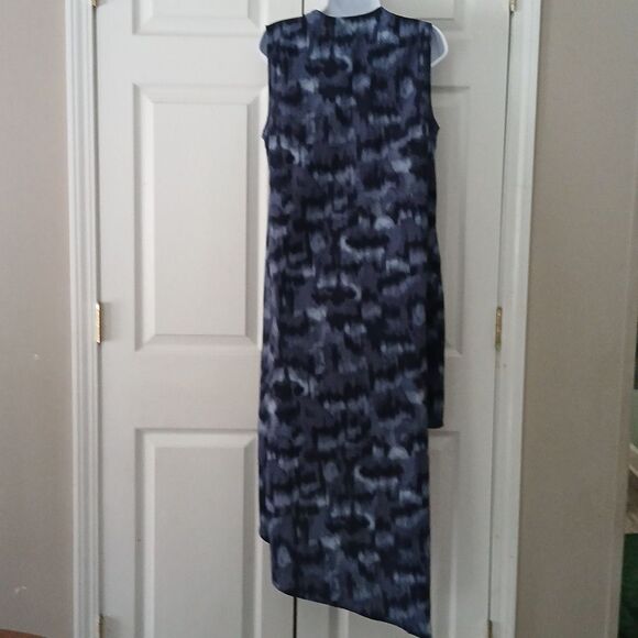 BCBGMaxAzria handkerchief high low sleeveless dress  Sz M  NWOT - Picture 5 of 8